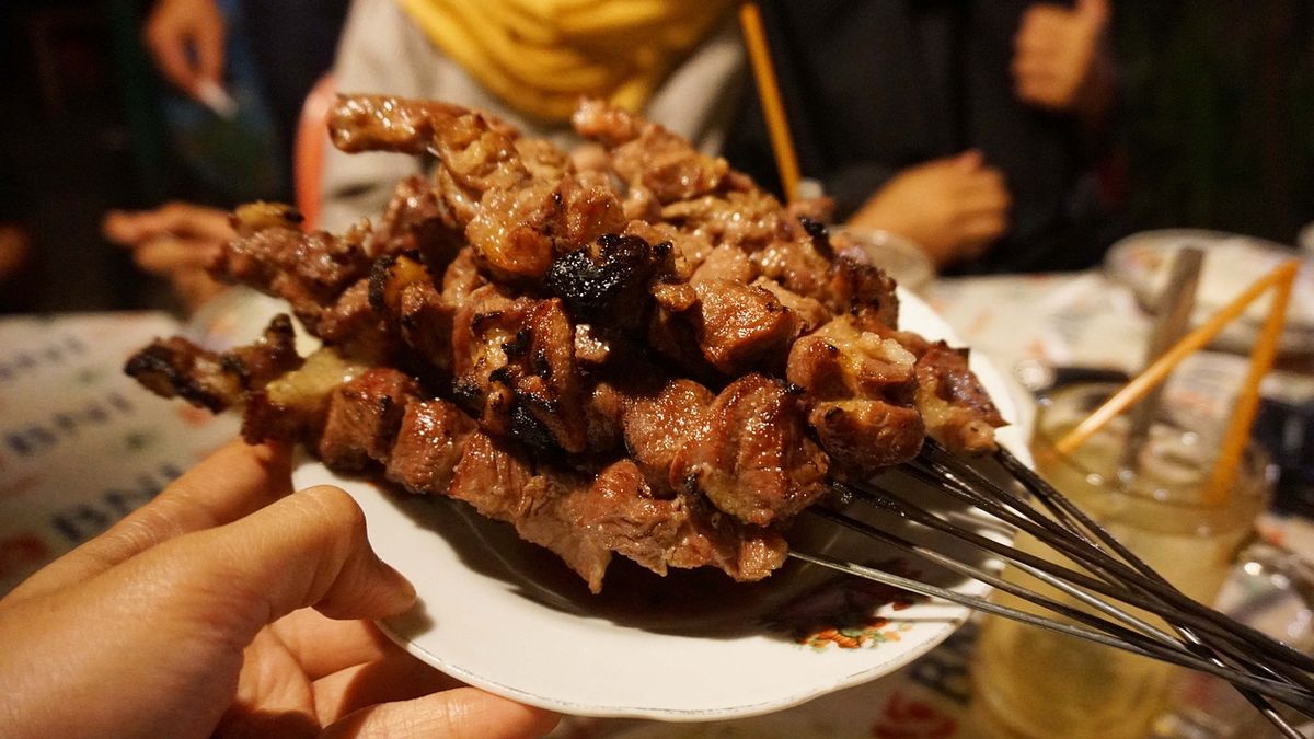 Soto & Tahu Masak Adipala: Kenikmatan Rumahan yang Menghangatkan Jiwa